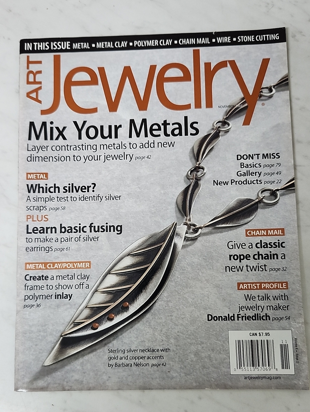 Art Jewelry Magazine.